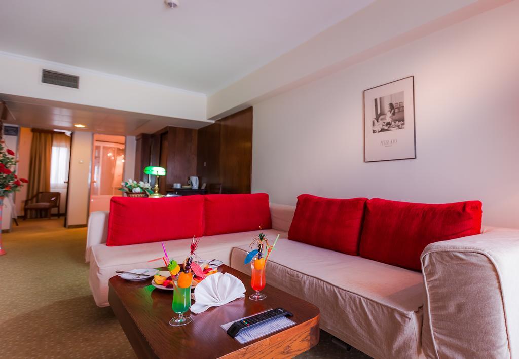 Derici Hotel Кушадаси Екстер'єр фото